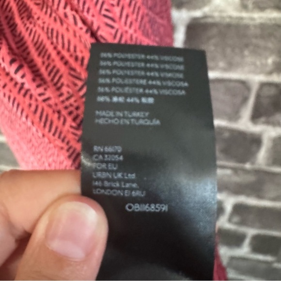 Anthropologie Maeve High Neck Tank top blouse red black printed - Picture 8 of 12